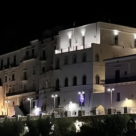 Palazzo Del Giudice