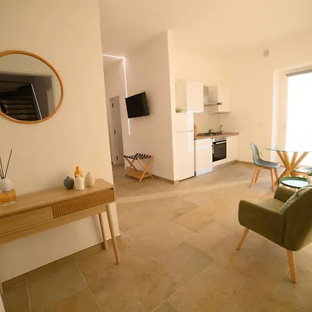 Palazzo Del Giudice 3* رودي غارغانيكو