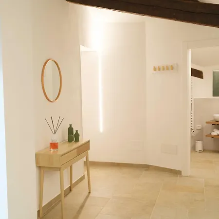 بيت ضيافة Palazzo Del Giudice 3*