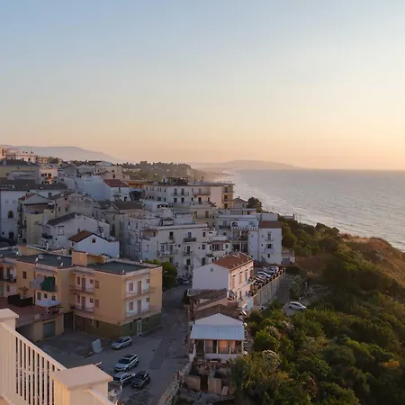 Palazzo Del Giudice 3* رودي غارغانيكو