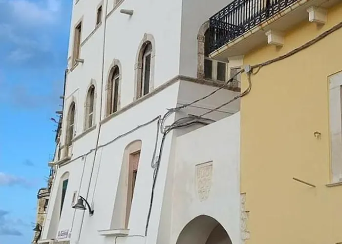 Palazzo Del Giudice Πανσιόν