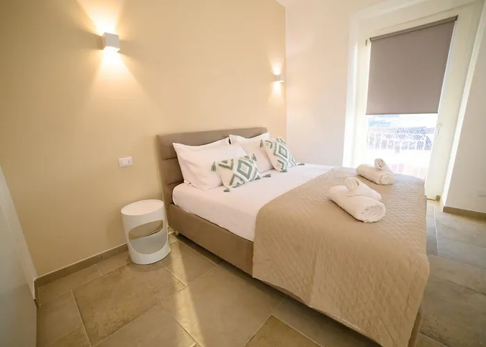 Πανσιόν Palazzo Del Giudice 3*