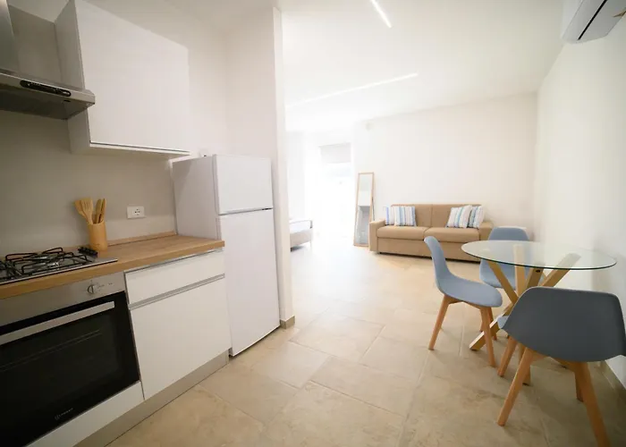 Palazzo Del Giudice Πανσιόν 3*