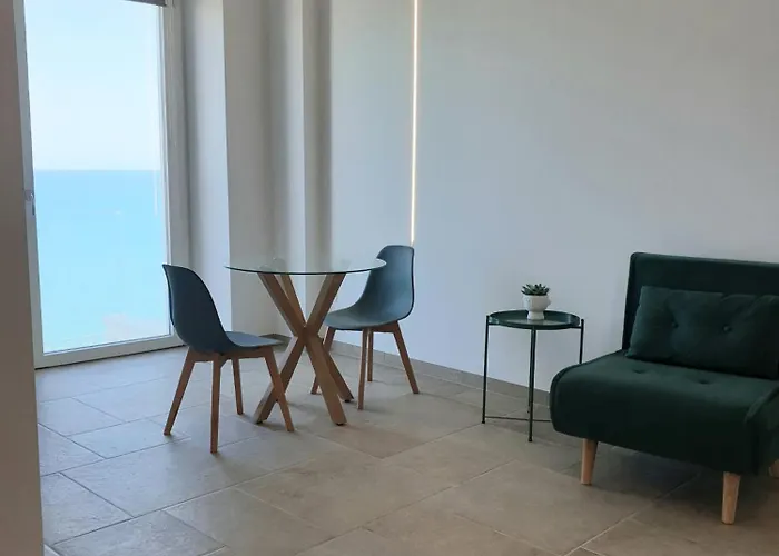 Πανσιόν Palazzo Del Giudice