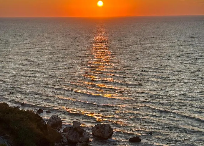 Palazzo Del Giudice 3*